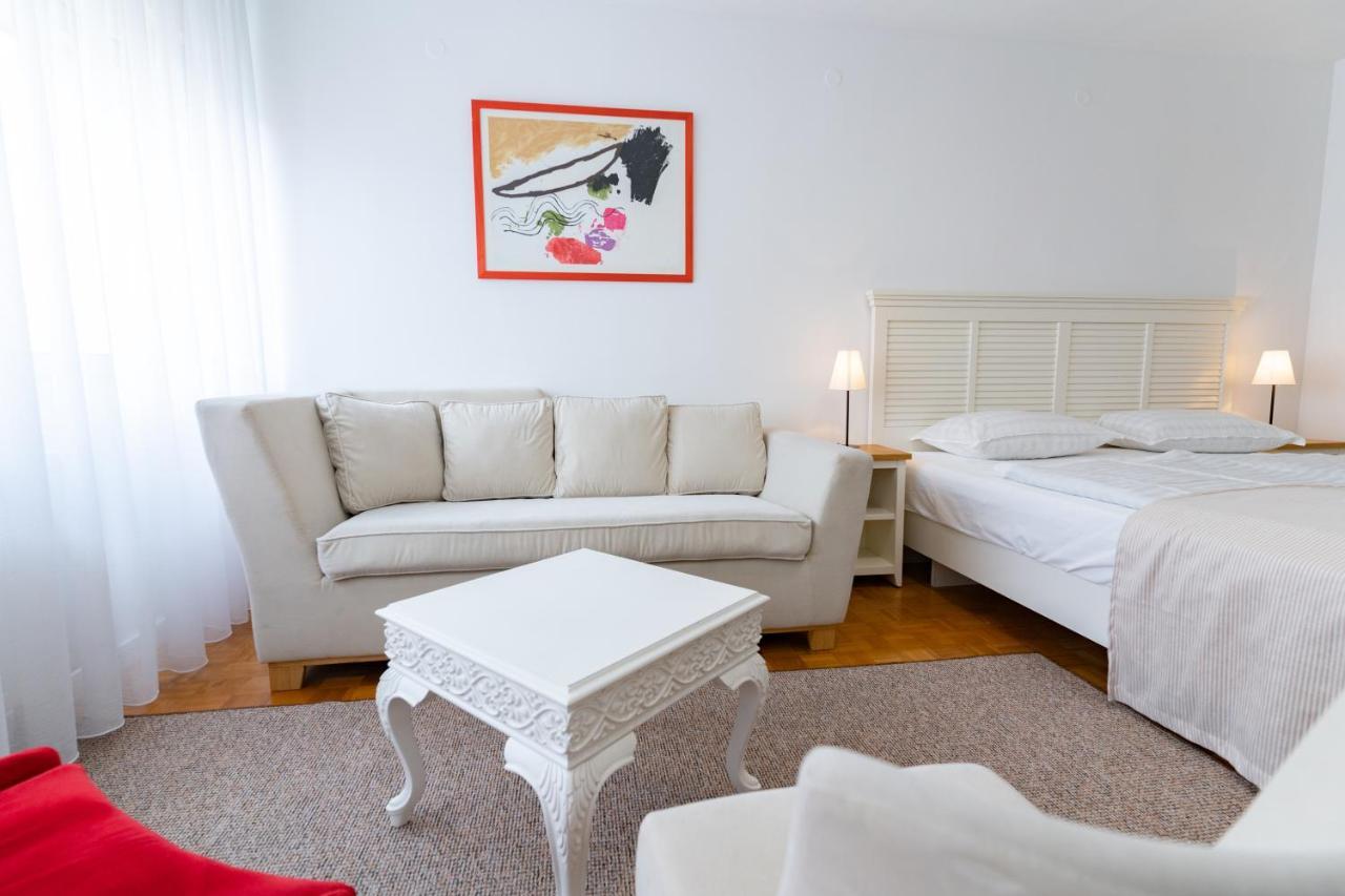 Artearia Hotel Bjelovar Exteriér fotografie