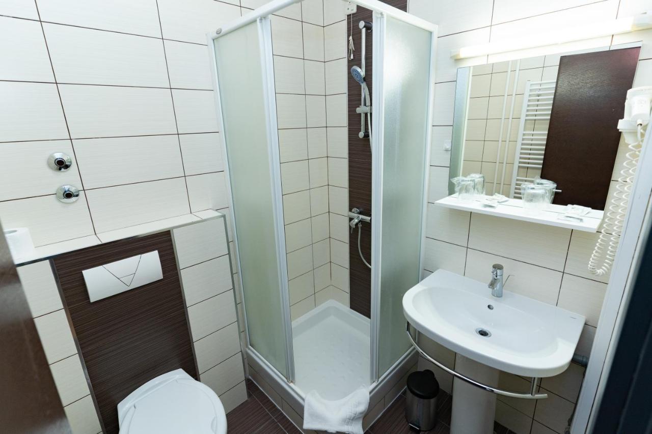 Artearia Hotel Bjelovar Exteriér fotografie